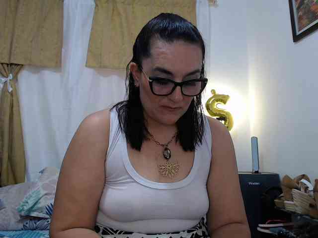 SaimaJayeb webcam