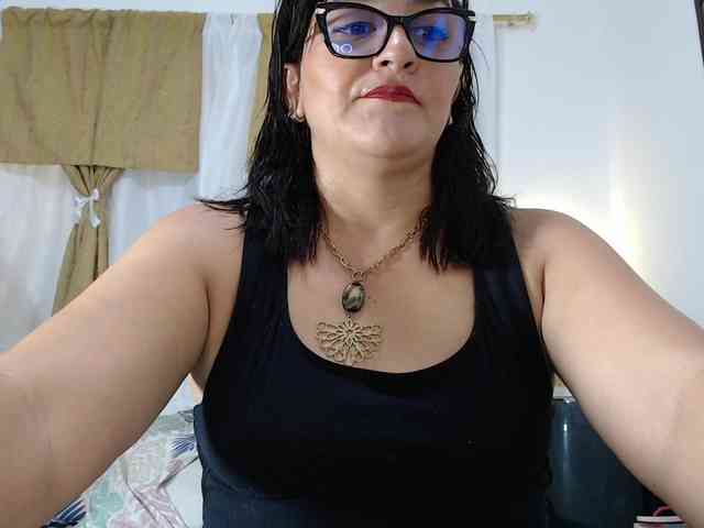 SaimaJayeb webcam