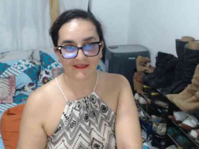 SaimaJayeb webcam
