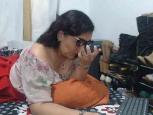 SaimaJayeb webcam