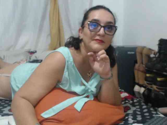 SaimaJayeb webcam