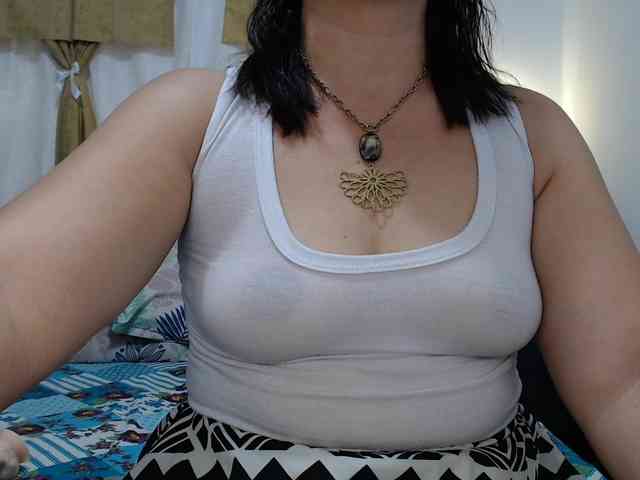 SaimaJayeb webcam