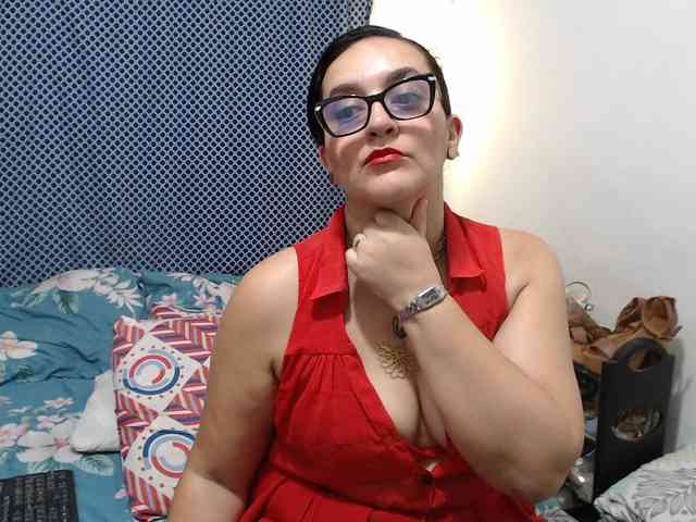 SaimaJayeb webcam