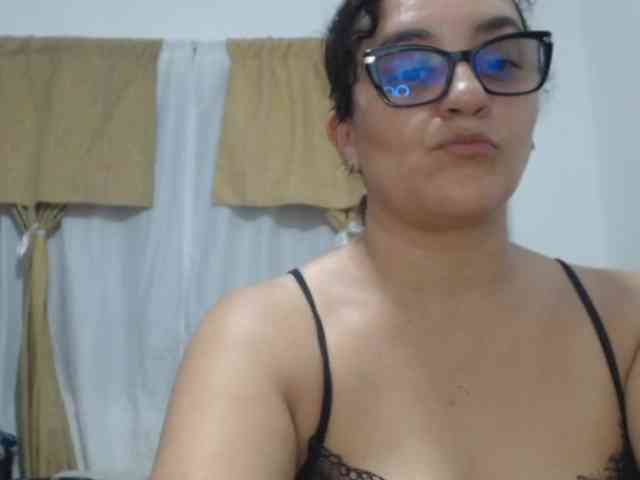SaimaJayeb webcam