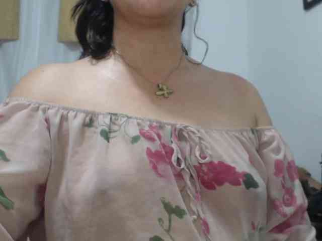SaimaJayeb webcam