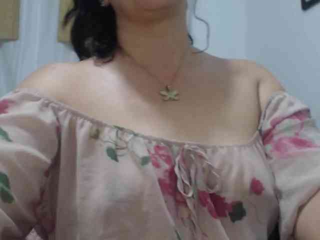 SaimaJayeb webcam