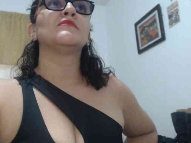 SaimaJayeb webcam