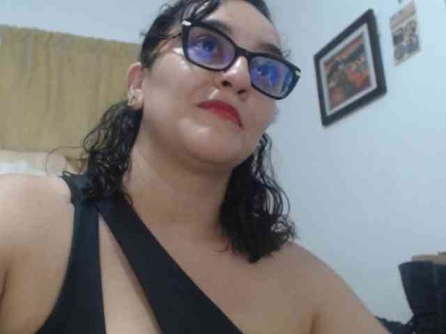 SaimaJayeb webcam