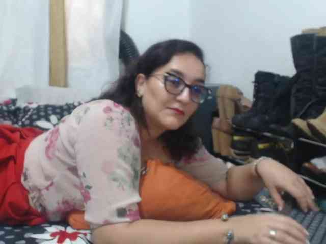 SaimaJayeb webcam