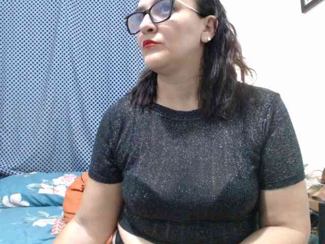 SaimaJayeb webcam