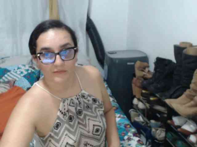 SaimaJayeb webcam