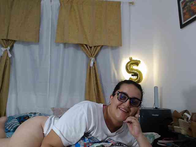 SaimaJayeb webcam