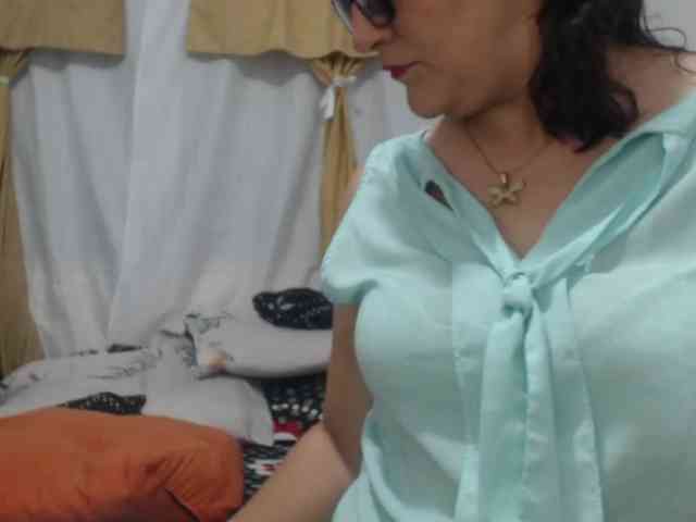 SaimaJayeb webcam