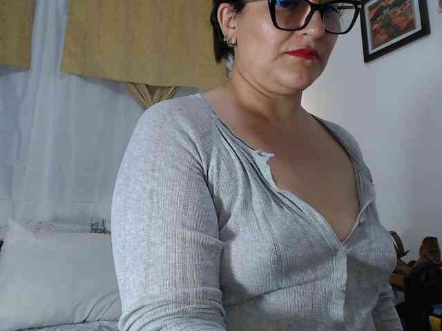 SaimaJayeb webcam