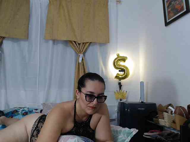 SaimaJayeb webcam