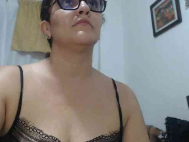 SaimaJayeb webcam