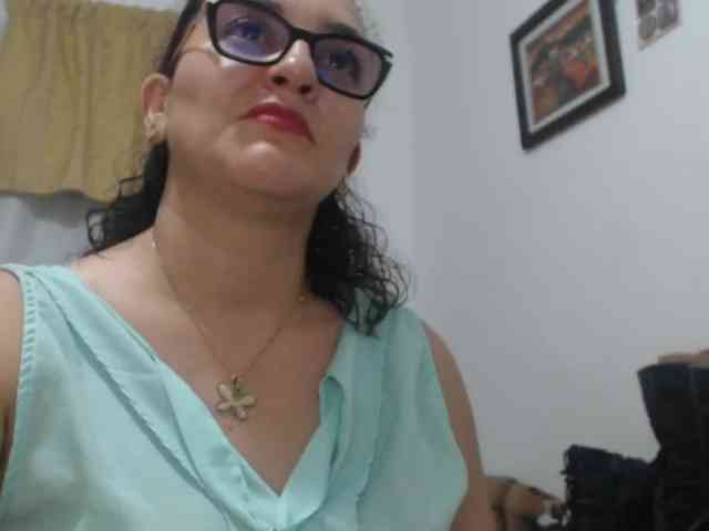 SaimaJayeb webcam