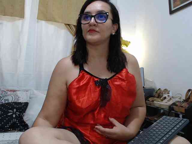 SaimaJayeb webcam