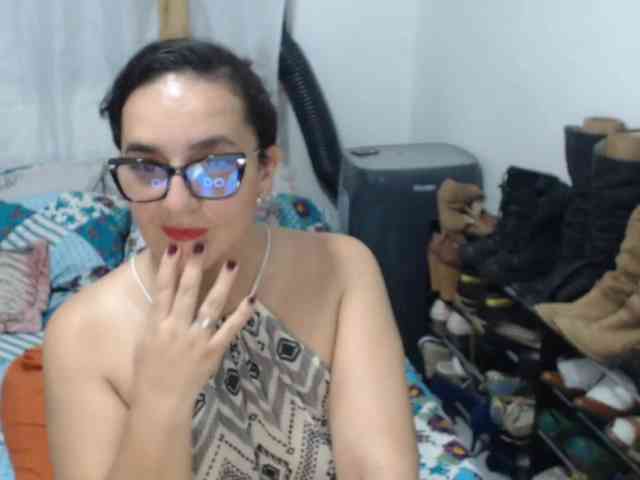 SaimaJayeb webcam