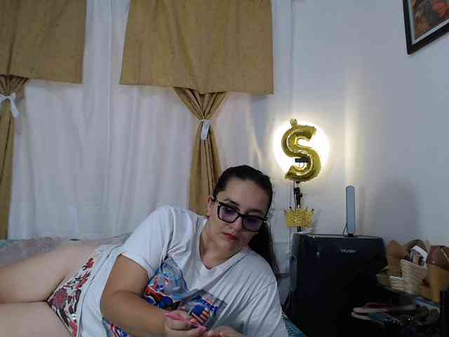 SaimaJayeb webcam