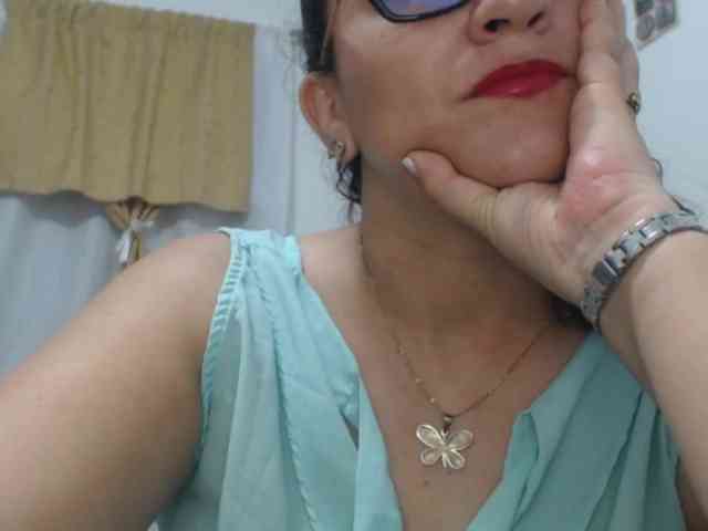 SaimaJayeb webcam