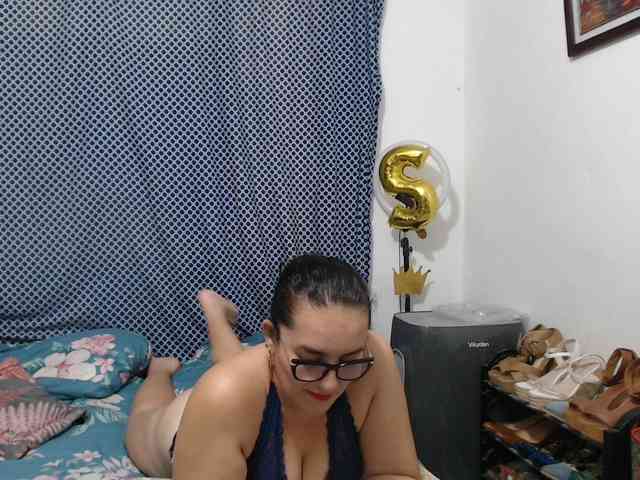 SaimaJayeb webcam