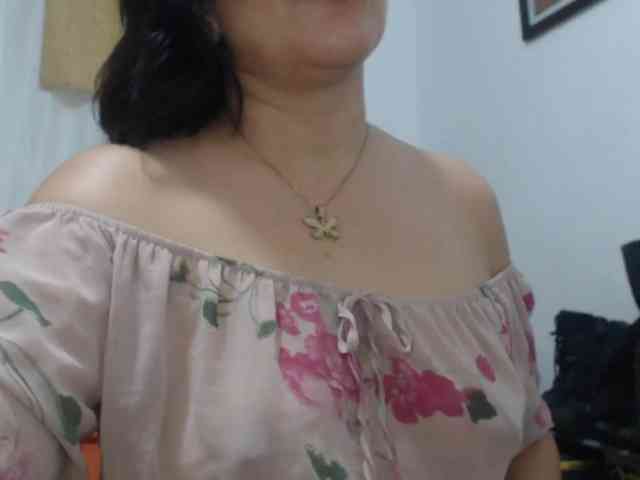 SaimaJayeb webcam