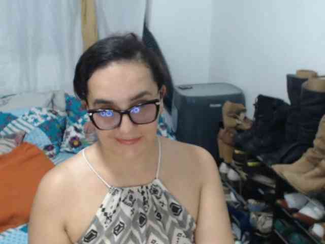 SaimaJayeb webcam