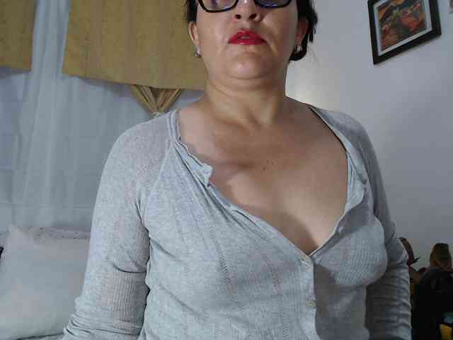 SaimaJayeb webcam
