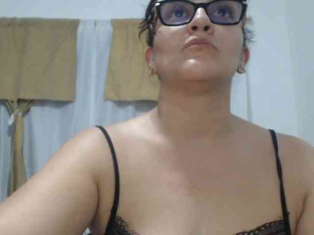 SaimaJayeb webcam