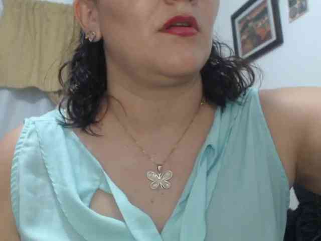 SaimaJayeb webcam