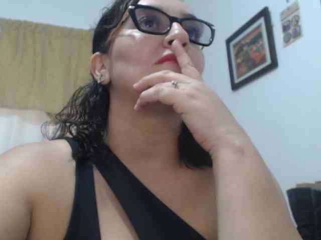 SaimaJayeb webcam