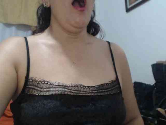 SaimaJayeb webcam