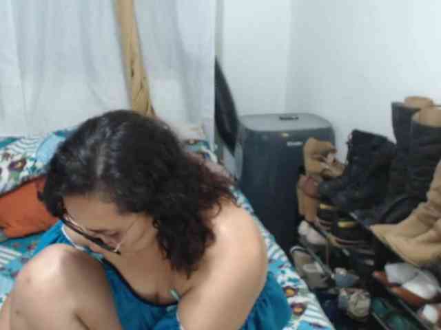 SaimaJayeb webcam