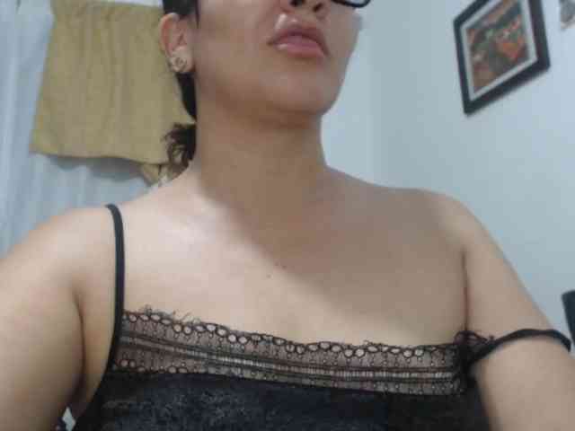 SaimaJayeb webcam