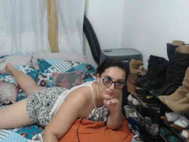 SaimaJayeb webcam