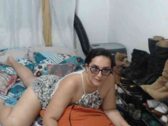 SaimaJayeb webcam