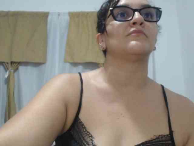 SaimaJayeb webcam