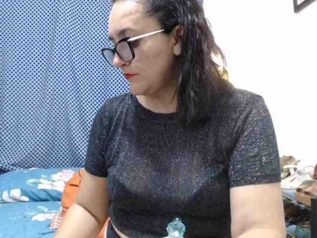 SaimaJayeb webcam
