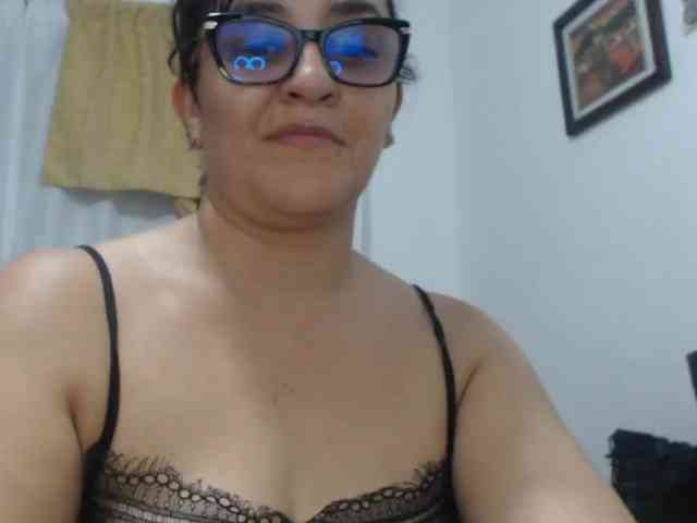 SaimaJayeb webcam