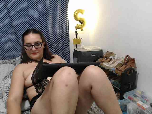 SaimaJayeb webcam