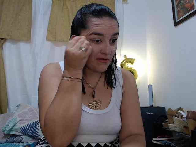 SaimaJayeb webcam