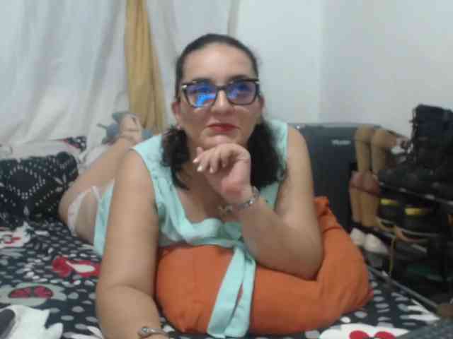 SaimaJayeb webcam