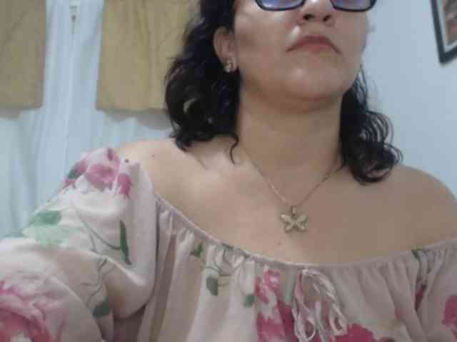 SaimaJayeb webcam