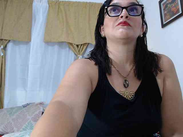 SaimaJayeb webcam