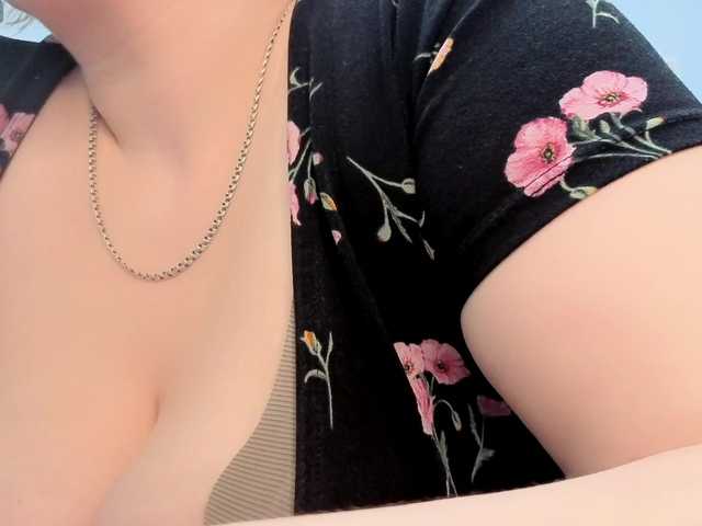 dolories's BongaCams show and profile