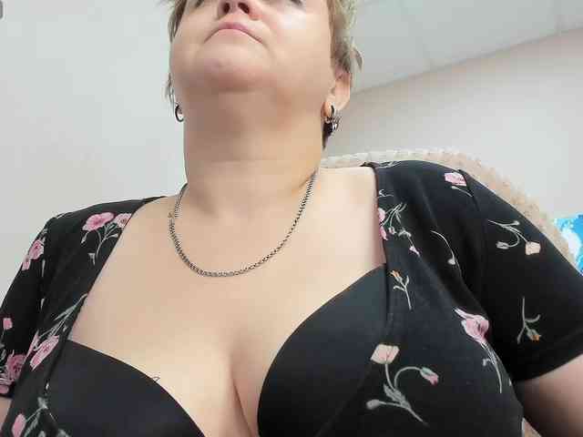 DollyMolli webcam