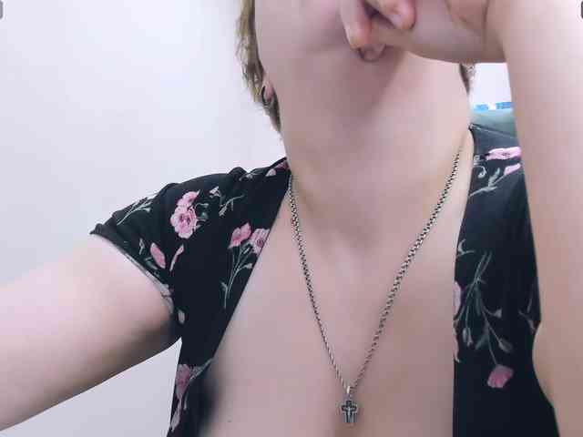 DollyMolli webcam