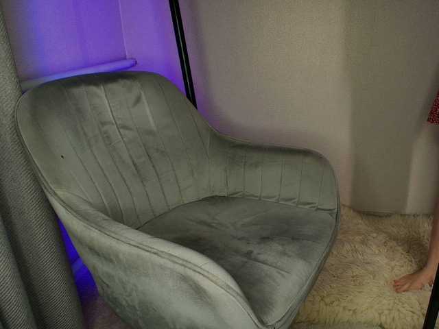 Preview of leila-hot