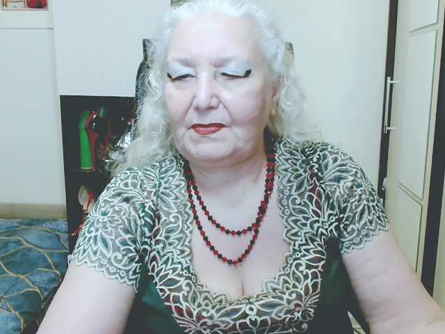 grannywants's BongaCams show and profile